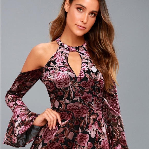 Lulus Dresses & Skirts - ONE LEFT 🎉LULUS FLORAL PRINT SKATER DRESS …